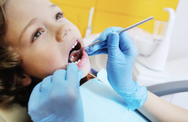 exploracion-dental-en-nino avulsión dental