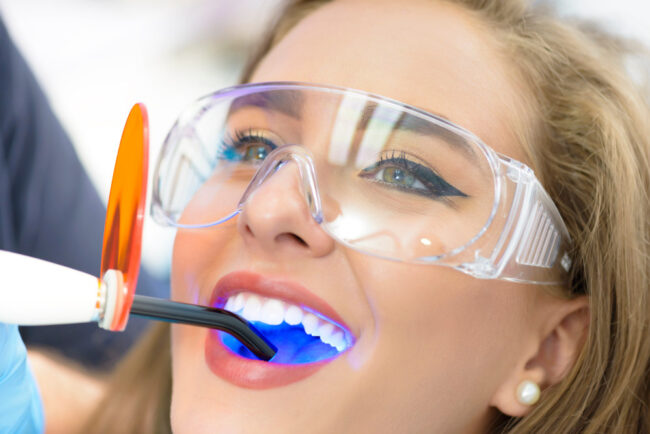 como-se-trata-la-caries incrustaciones dentales en madrid tratamiento caries