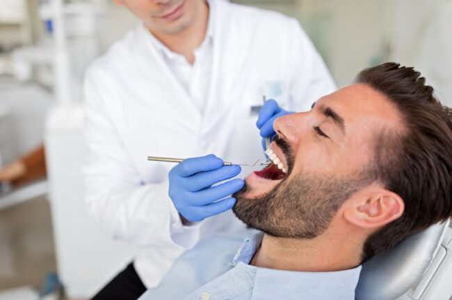 periimplantitis-infeccion-implantes-dentales periimplantitis