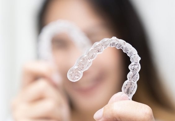 beneficios de tener los dientes alineados