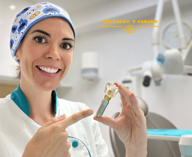 extracción e implante dental en misma cita